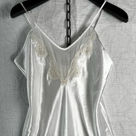 Vintage Gold Label Victoria's Secret Maxi Slip Dress white cream spaghetti strap - Picture 3 of 15